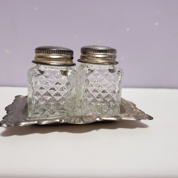 Vintage Mini Glass Silver Plated Salt Pepper Shakers w Tray - Picture 4 of 12